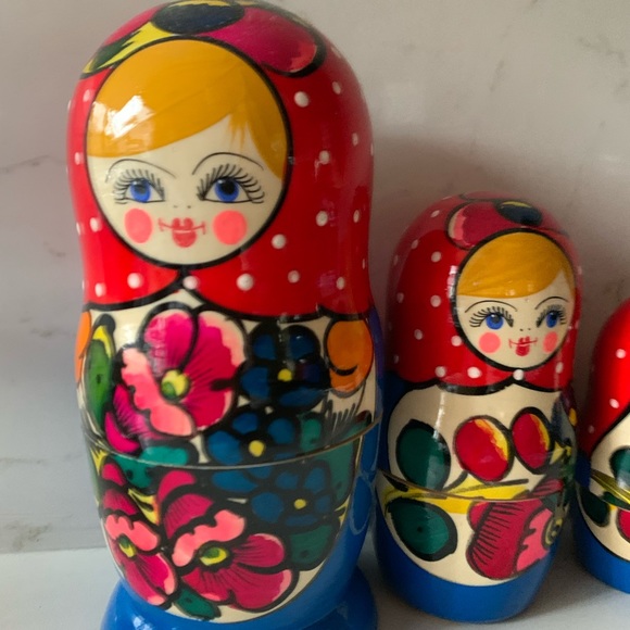 Russian hand made matryoshka/Bahuska wooden dolls - Picture 2 of 5